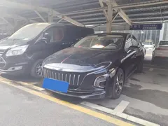 2023 Hongqi E-QM5 Basic Mobility, чёрный — фото 1