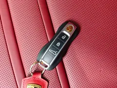 2022 Porsche Panamera 4S 2.9T, чёрный — фото 13