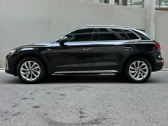 2021 Audi Q5L 40 TFSI Luxury Sport, чёрный — фото 3