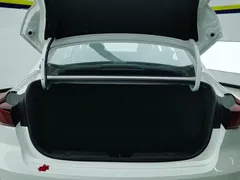 2021 Changan Eado PLUS 1.6L GDI CVT Elite, белый — фото 4