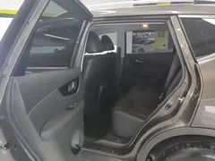 2021 Nissan X-Trail 2.0L CVT 2WD XL Premium Commemorative — фото 11