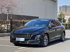 2024 Hongqi E-QM5 EV 610km Plus, чёрный — фото 1