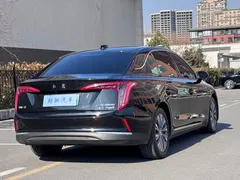 2024 Hongqi E-QM5 EV 610km Plus, чёрный — фото 5