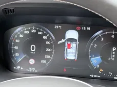 2021 Volvo XC60 4WD Sport, синий — фото 16