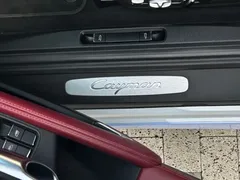 2022 Porsche 718 Cayman 2.0T, белый — фото 15