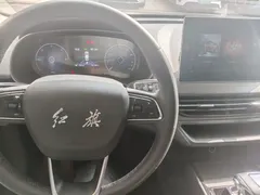 2023 Hongqi E-QM5 Basic Mobility, чёрный — фото 6