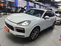 2022 Porsche Cayenne 3.0T, белый — фото 1