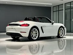 2020 Porsche 718 Boxster 2.0T, белый — фото 7