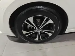 2021 Nissan Sylphy 1.6L XL CVT, белый — фото 23