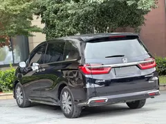 2024 Honda Odyssey 2.0L e:HEV, чёрный — фото 9