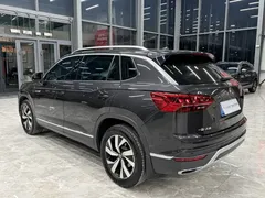 2022 Volkswagen Tayron 280TSI 2WD Luxury, чёрный — фото 4