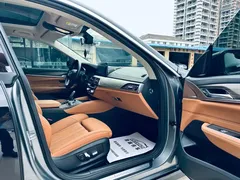 2022 BMW 6 Series GT 630i Luxury Design Package, чёрный — фото 5