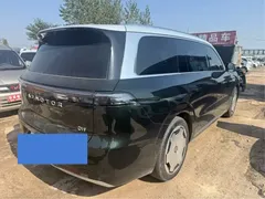 2026 Leapmotor D19 EV 720 Premium 6-Seater, зелёный — фото 9