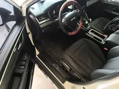 2021 Haval M6 PLUS 1.5T MT Luxury, белый — фото 16