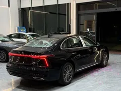 2025 Hongqi H6 2.0T, чёрный — фото 3