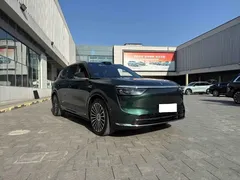 2025 Aito M8 EREV Ultra 53.4kWh 6-seat 192-line LiDAR, зелёный — фото 33