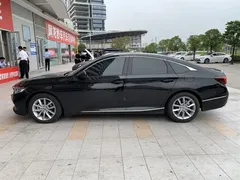 2022 Honda Accord 260TURBO Luxury, чёрный — фото 3