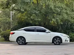 2021 Nissan Sylphy 1.6L XL CVT, белый — фото 5