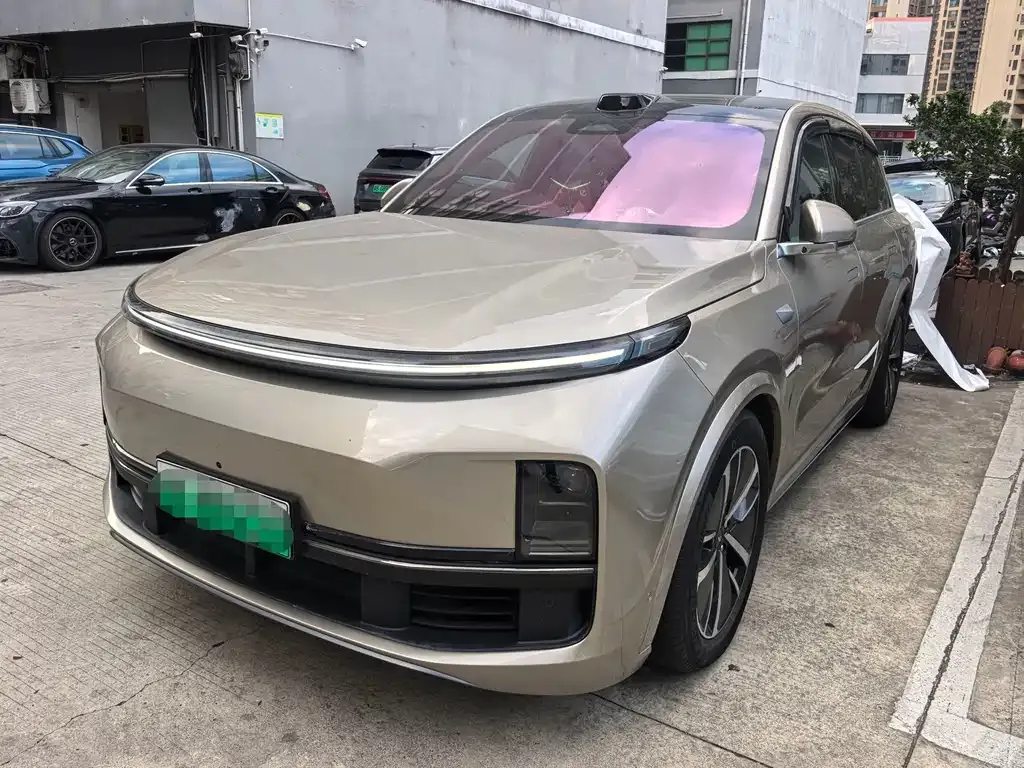 2024 Li Auto L8