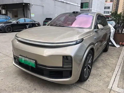 2024 Li Auto L8