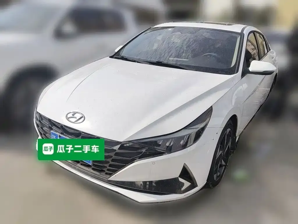 2021 Hyundai Elantra 1.5L CVT LUX Premium