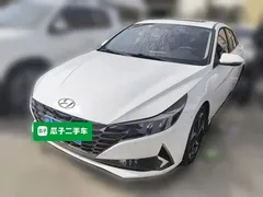 2021 Hyundai Elantra 1.5L CVT LUX Premium, белый — фото 1