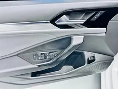 2021 Volkswagen Sagitar 280TSI DCT Comfort, белый — фото 9