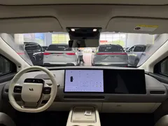 2025 Li Auto i8 Standard, синий — фото 3