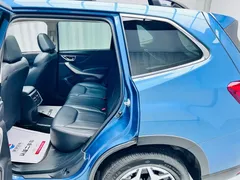 2022 Subaru Forester 2.0i AWD Luxury EyeSight, синий — фото 19