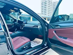 2023 BMW 5 Series 530Li Leading M Sport Package, чёрный — фото 6