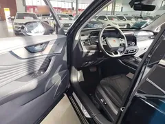 2023 Hongqi HS5 2.0T Pro, чёрный — фото 16