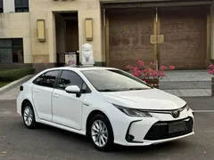 2021 Toyota Corolla Hybrid 1.8L E-CVT Elite, белый — фото 3