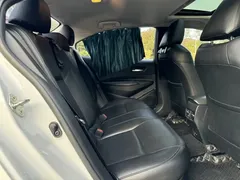 2021 Toyota Corolla Hybrid 1.8L E-CVT Elite, белый — фото 6
