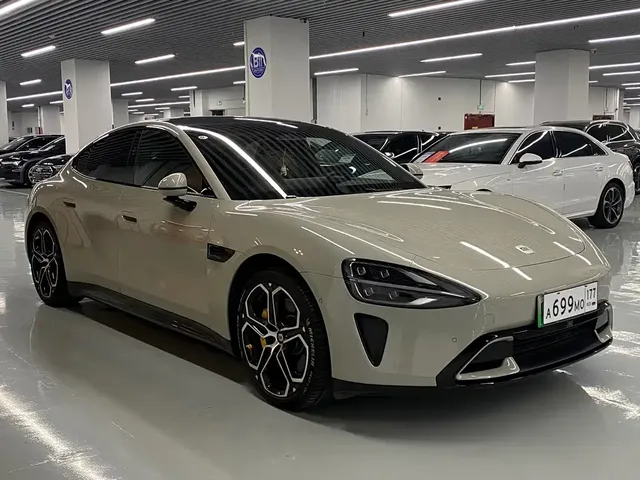 2024 Xiaomi SU7 RWD Standard Founder Edition