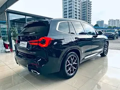 2022 BMW X3, чёрный — фото 9