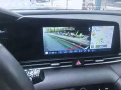 2021 Hyundai Elantra 1.5L CVT LUX Premium, белый — фото 20