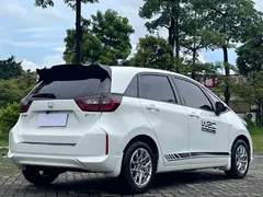 2021 Honda Fit 1.5L CVT, белый — фото 11