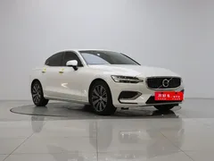 2022 Volvo S60 B4 Luxury, белый — фото 3
