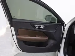 2022 Volvo S60 B4 Luxury, белый — фото 10