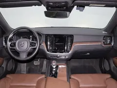 2022 Volvo S60 B4 Luxury, белый — фото 13