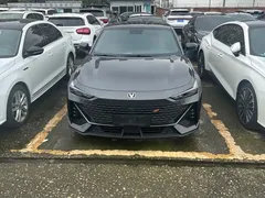 2022 Changan UNI-V 1.5T Premium — фото 2