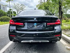2021 BMW 5 Series 530Li Premium M Sport Package, чёрный — фото 4