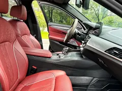 2021 BMW 5 Series 530Li Premium M Sport Package, чёрный — фото 6