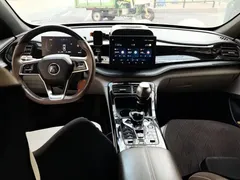 2023 BYD Qin PLUS Champion DM-i PHEV 55KM Leading, белый — фото 10