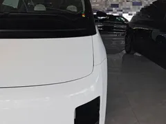 2024 Li Auto MEGA Ultra, белый — фото 24