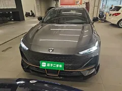 2022 Changan UNI-V 1.5T Sport — фото 3
