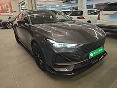 2022 Changan UNI-V 1.5T Sport — фото 4