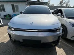 2024 Leapmotor C16 EREV 200 Premium — фото 2