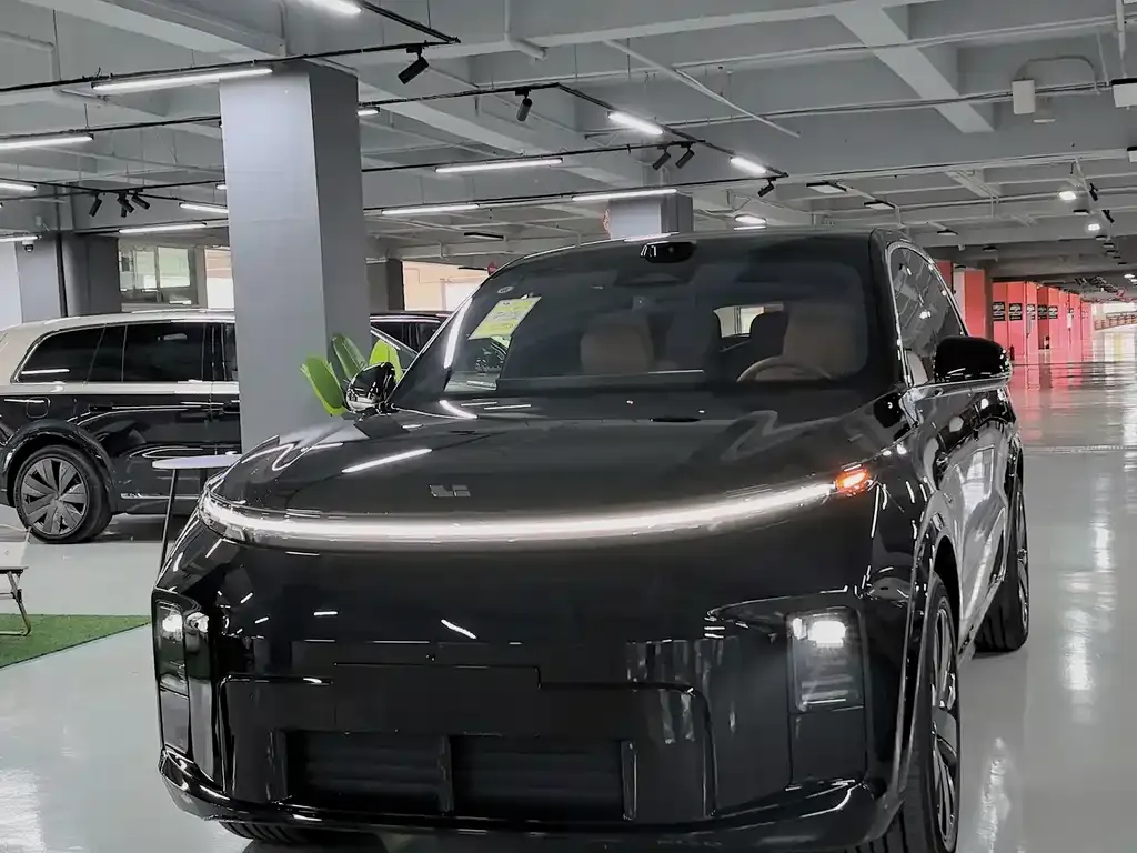 2026 Li Auto L8