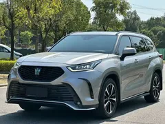 2021 Toyota Crown Kluger 2.5L HEV 4WD Premium — фото 1